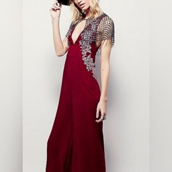 Free People Super hot Burgundy Romper with Floral Lace - Picture 1 of 5